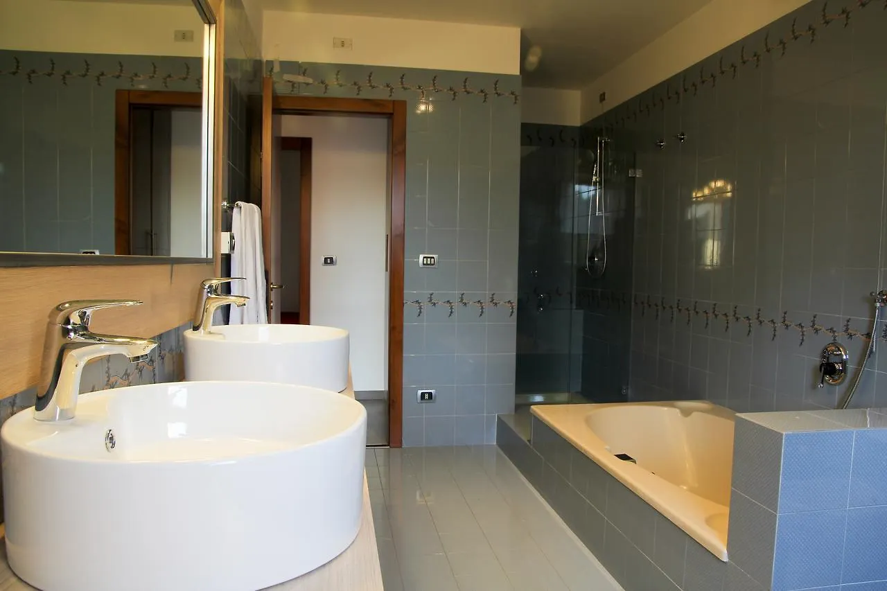 Palazzo Cinque Greenview Verona Apartment